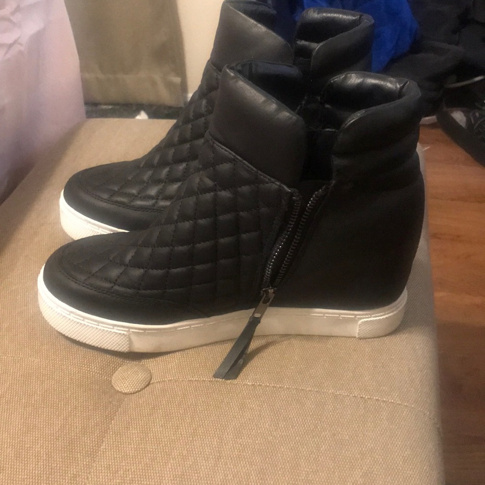 Steve Madden wedge